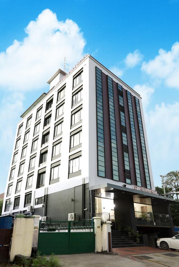 My Dream Hotel Yangon Exterior photo